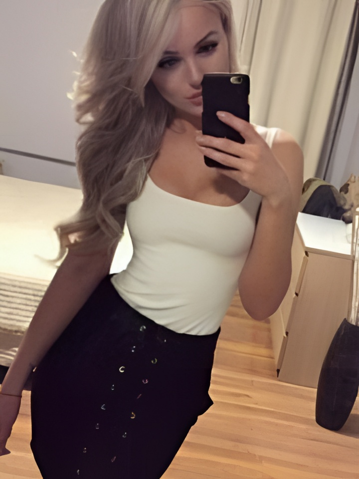 Лайма привлекальеная девушка из Мирного цена от 10000 руб