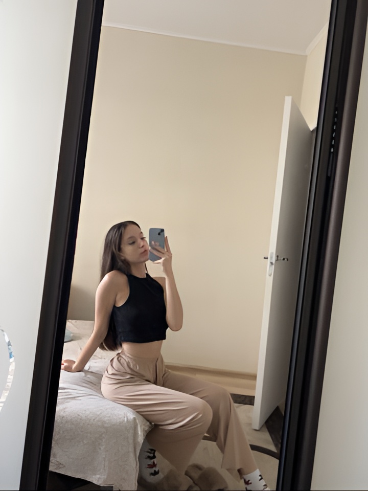 Вероника привлекальеная девушка из Мирного цена от 10000 руб