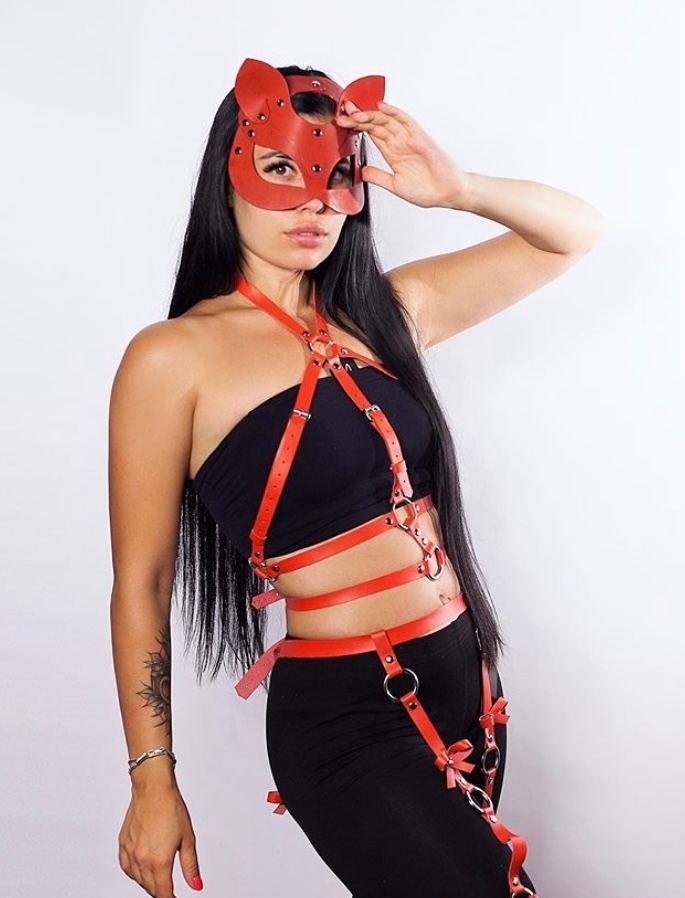 🎥 Ариша привлекальеная девушка из Мирного цена от 4000 руб