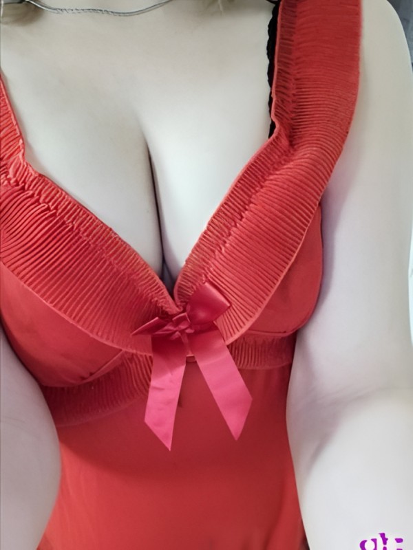 Елена привлекательная девушка из Мирного цена от 5000 руб