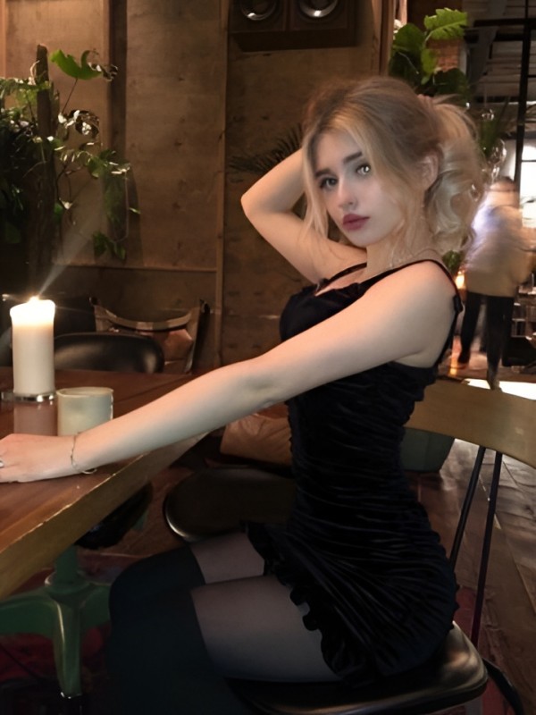 Ида привлекательная девушка из Мирного цена от 1500 руб