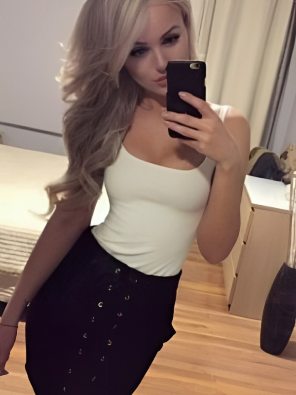 Лайма привлекательная девушка из Мирного цена от 10000 руб