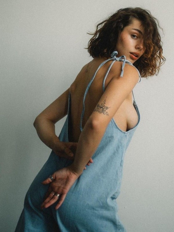 Катрина привлекательная девушка из Мирного цена от 6000 руб